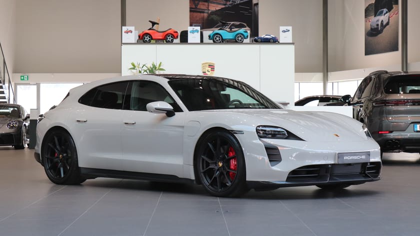 Bild 1 av Porsche Taycan GTS Sport Turismo 