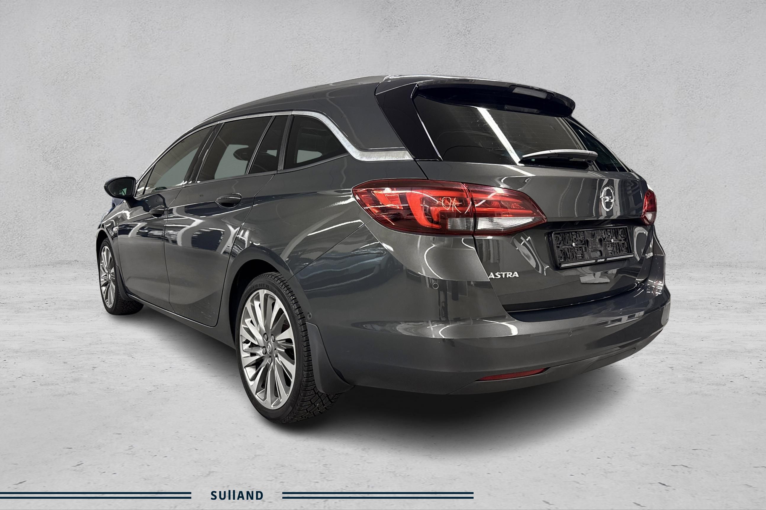 Thumnail bilde 2 av Opel Astra Sports Tourer