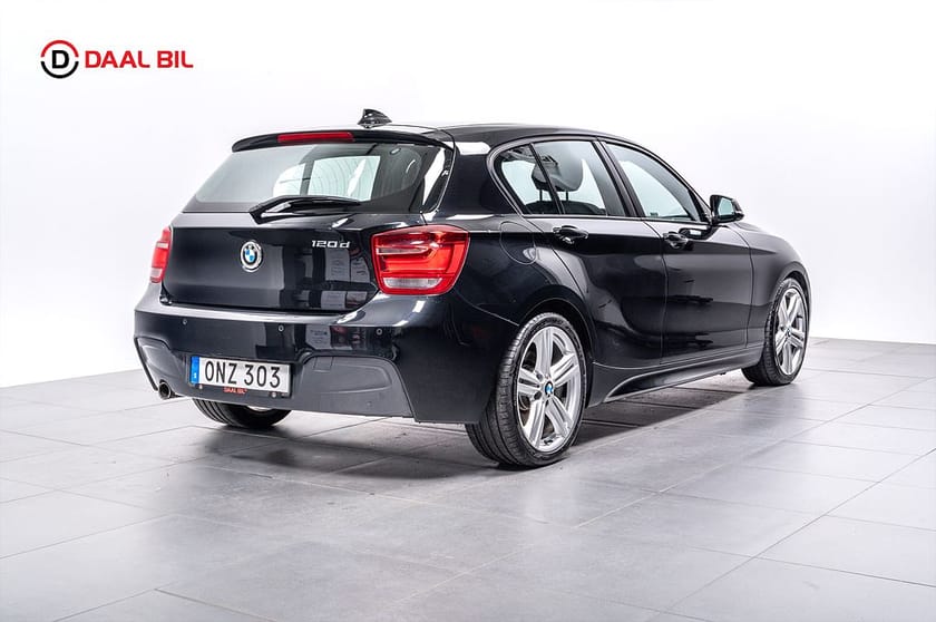 Bild 5 av BMW 120d 5-D 184HK M-SPORT P-SENS NAVI FARTHÅLLARE BT