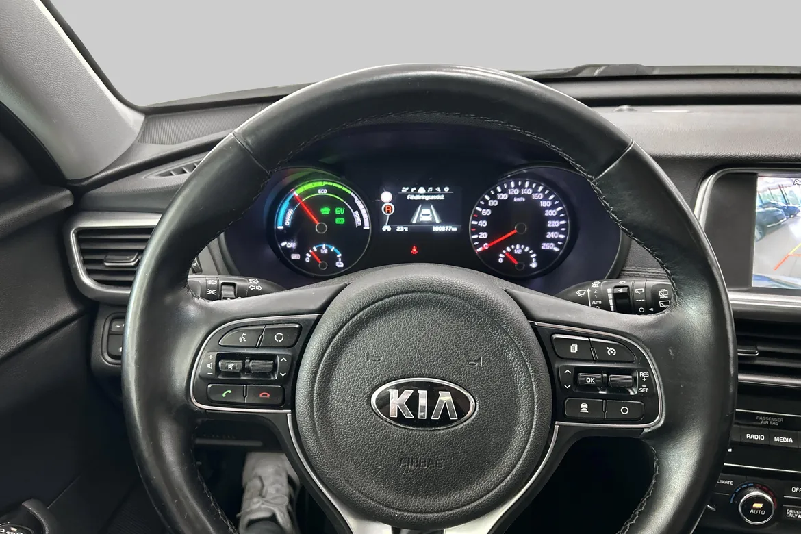 picture of a car