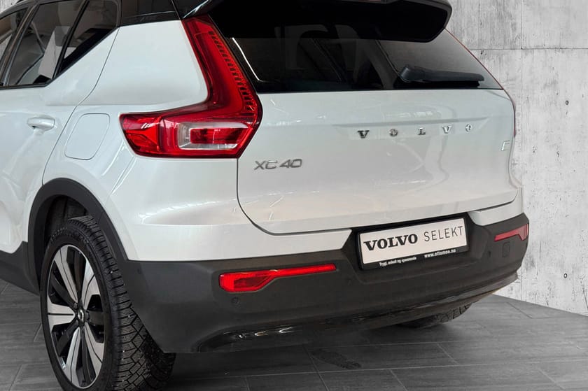 Bilde 5 av Volvo XC40 Recharge Single Motor Ultimate | H.feste | H&K Lyd | Pano.tak