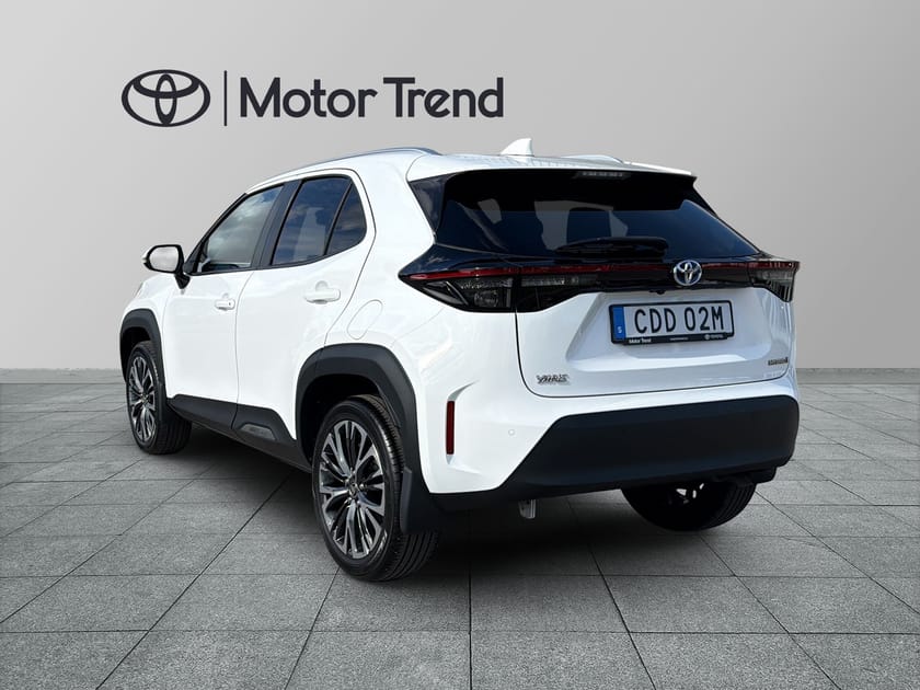 Bild 3 av Toyota Yaris Cross Hybrid 1.5 STYLE EDITION  VINTERHJUL