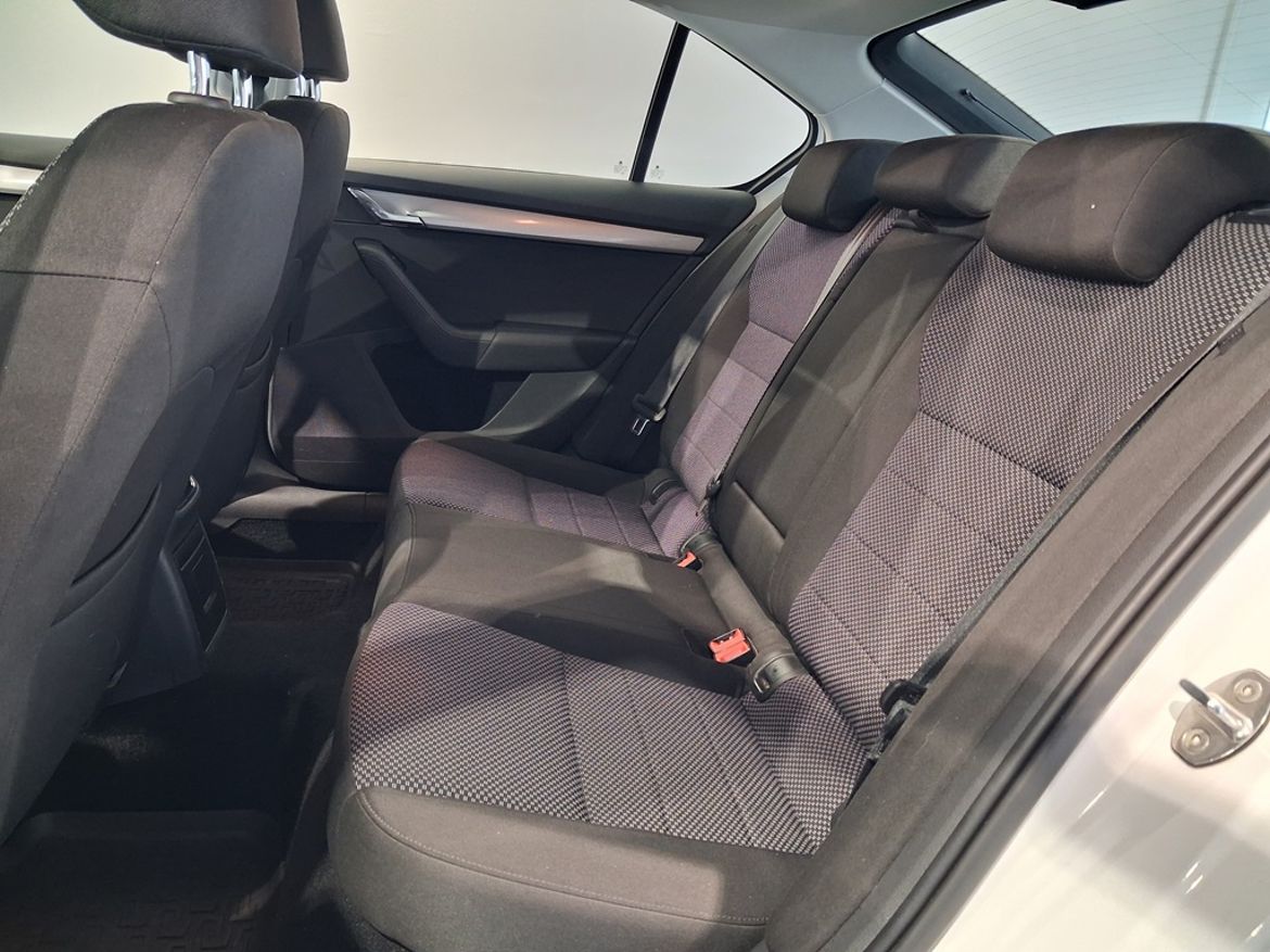 Škoda Škoda Octavia — bild 12