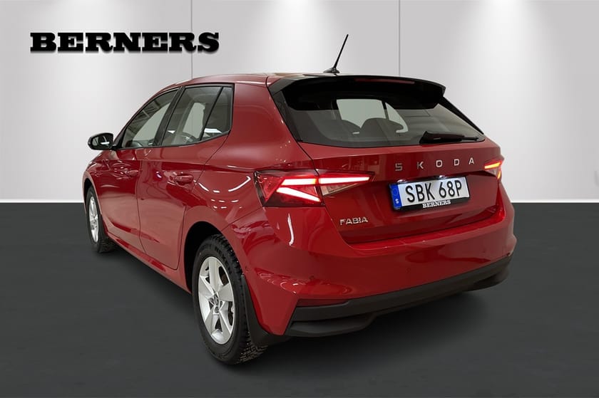 Bild 3 av Škoda Fabia Selection / 116hk Dsg / Park& Go / Drag