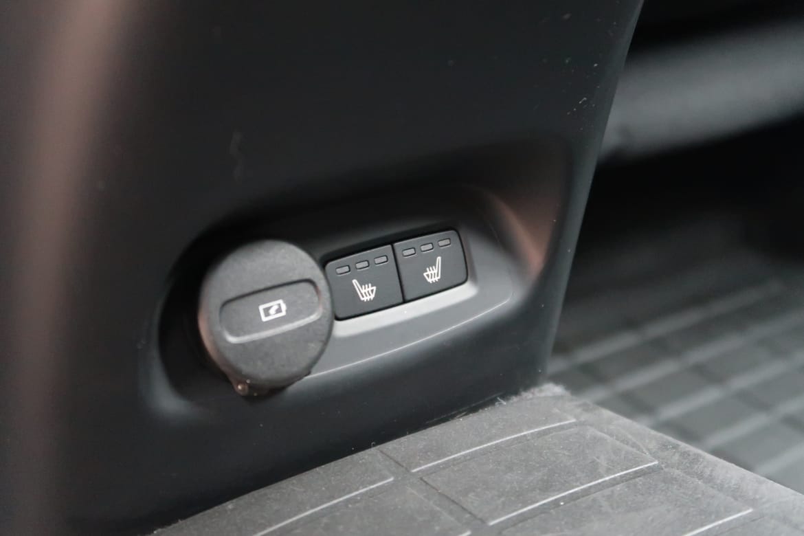 Volvo XC40 2023 - miniatyr 6