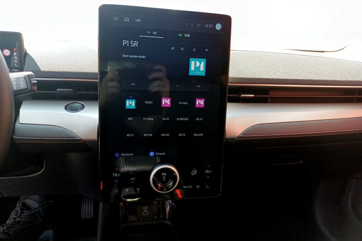 Ford Mustang Mach-E Standard Range