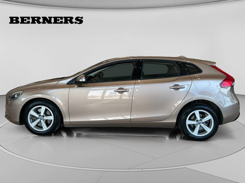 Bild 2 av Volvo V40 D2 geartronic 120hk