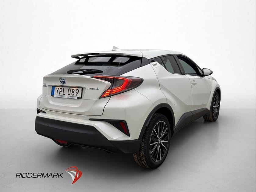 Bild 5 av Toyota C-HR Hybrid CVT 122hk Executive JBL Kamera Skinn