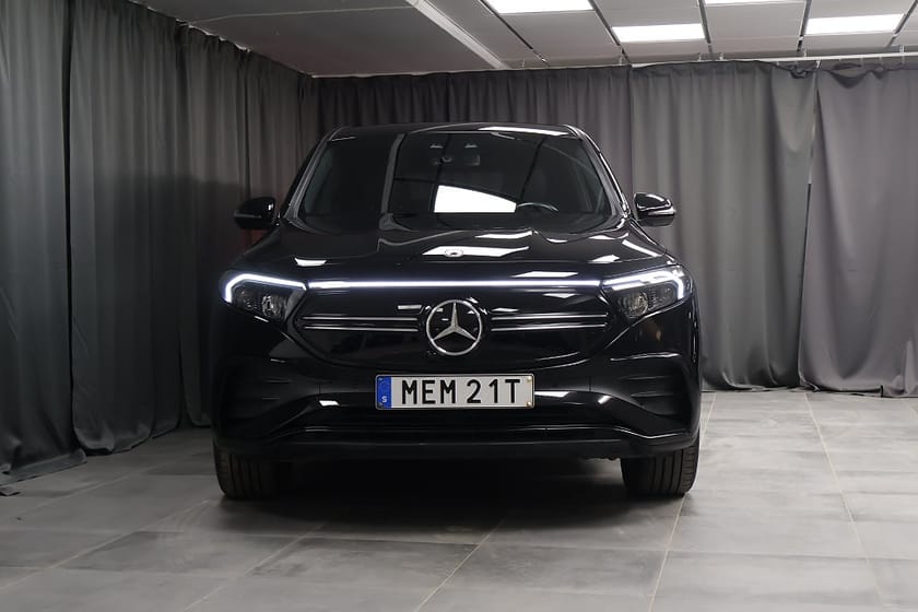 Bild 3 av Mercedes-Benz EQB 350 4MATIC AMG Premium Night Keyless *MOMS*