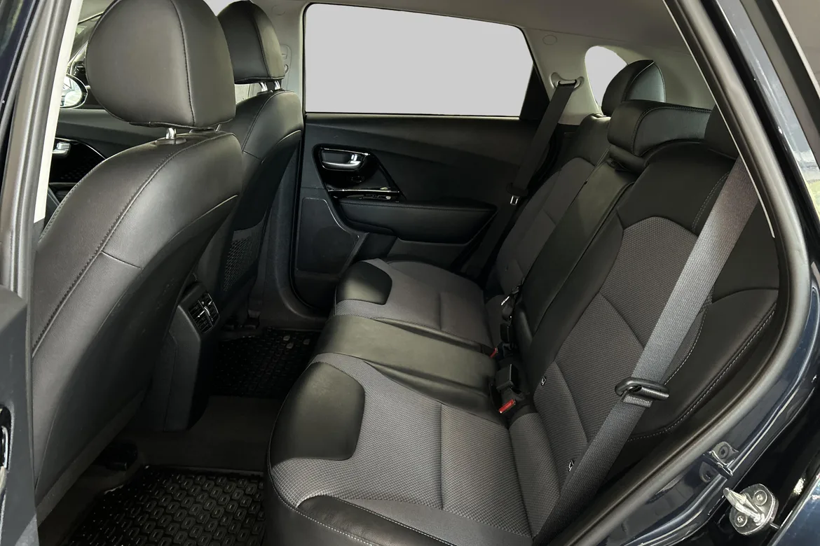 picture of a car