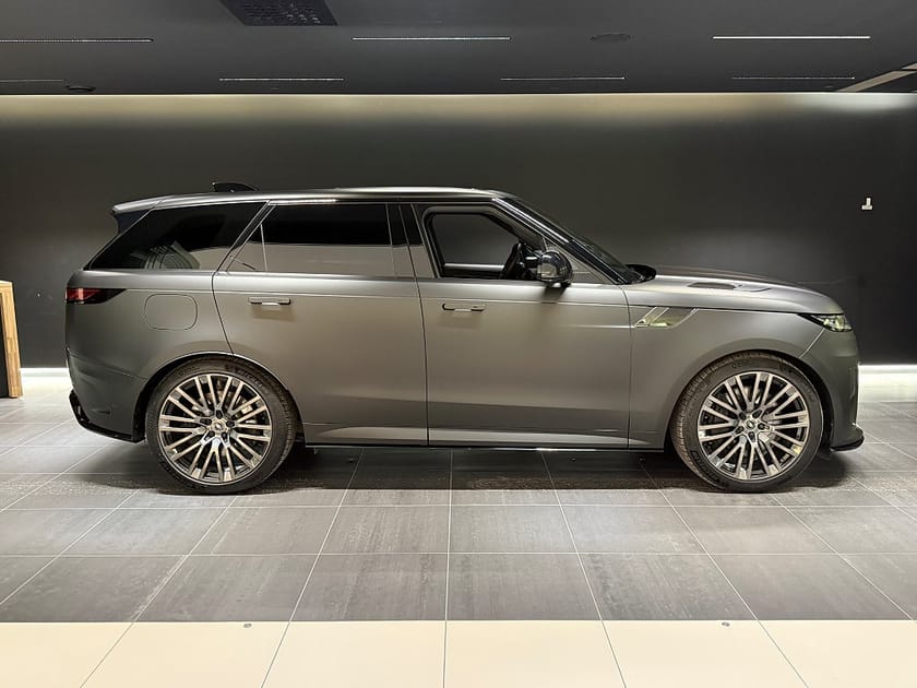 Bild 3 av Land Rover Range Rover Sport SV Edition One (635 hk)