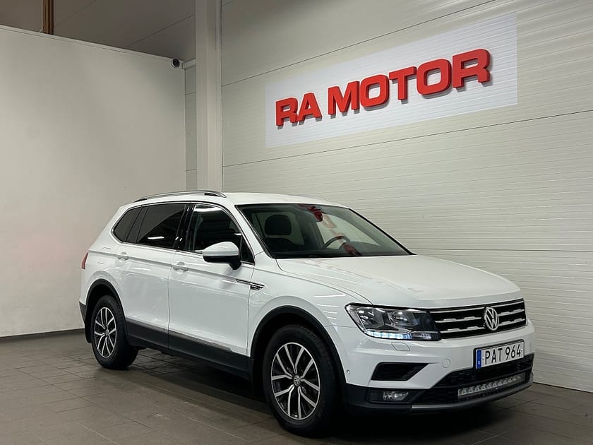 Bild 3 av Volkswagen Tiguan Allspace 5-sätes TDI 150hk 4M DSG |D-värm|Drag|