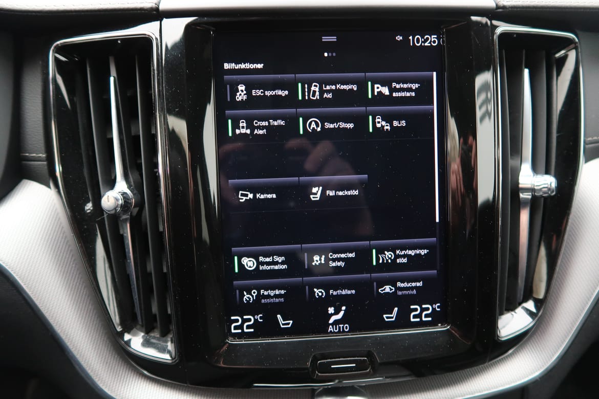 Volvo XC60 2020 - miniatyr 11