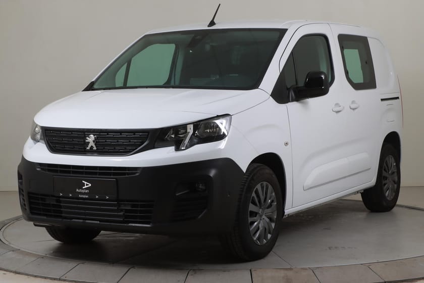Bilde 2 av Peugeot e-Partner L1 Mester 136hk 50 kWh Cruise/Krok/DAB/BT