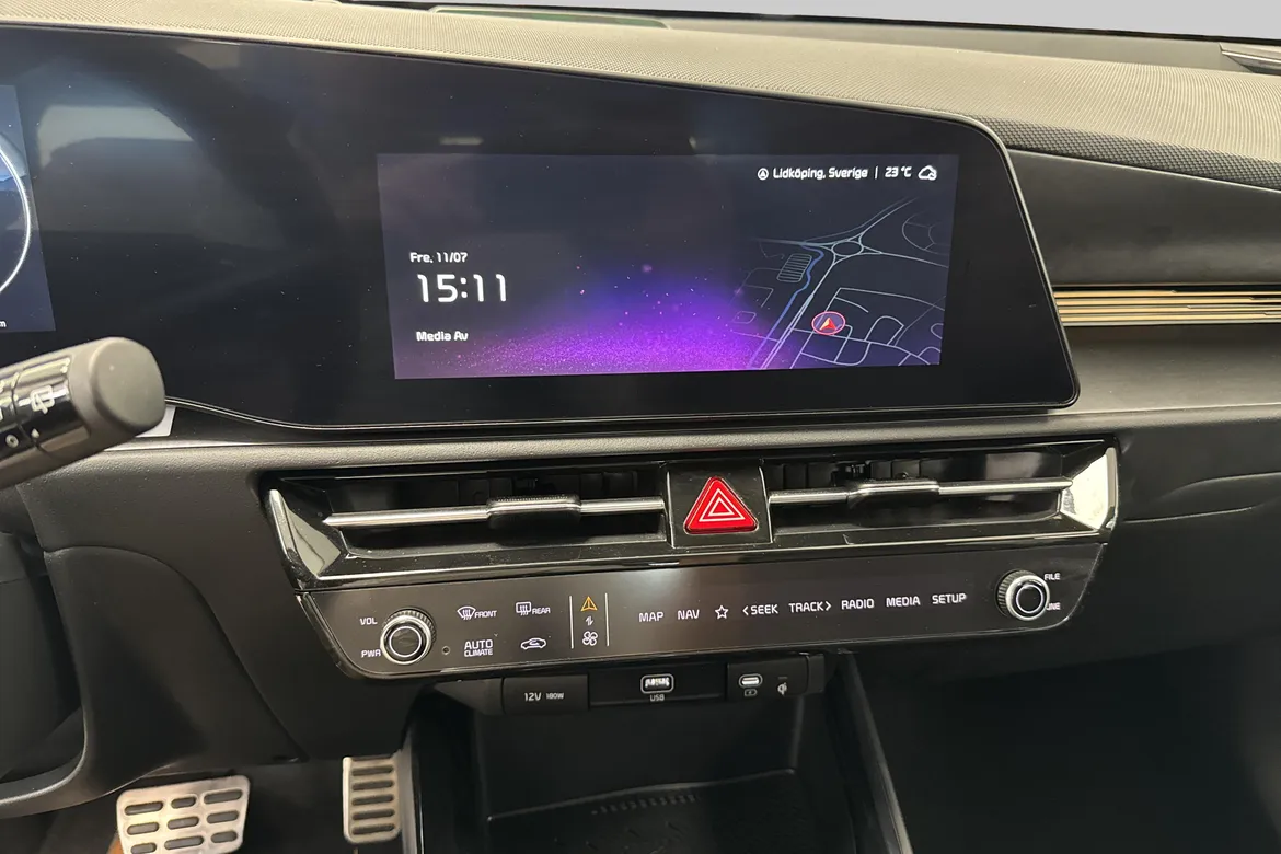 picture of a car