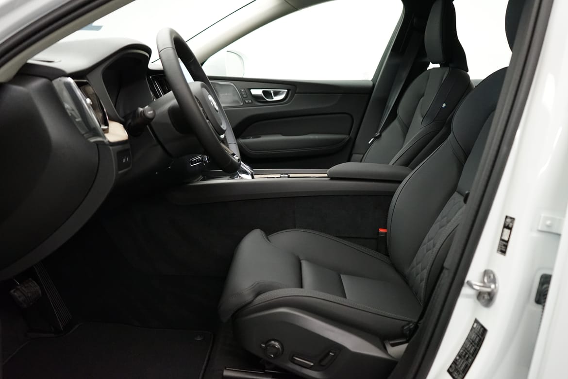 Bild 4 av 6 på bilen