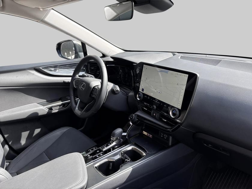 Bild 2 av Lexus NX 450h+ Executive Drag