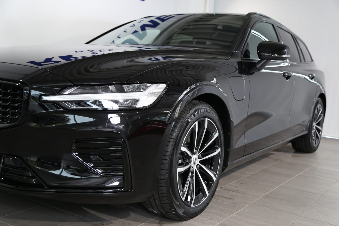 Bild 3 av 6 på bilen