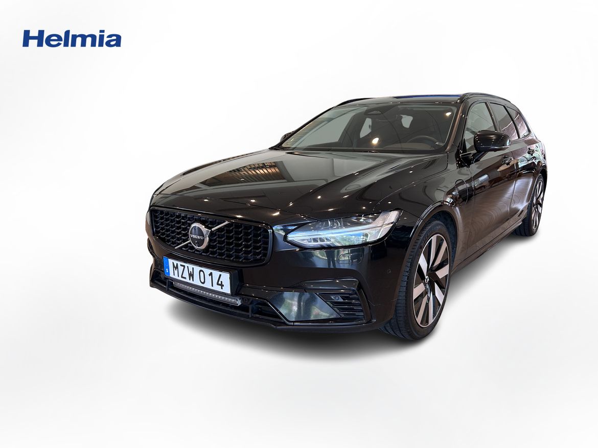 Volvo V90 2024