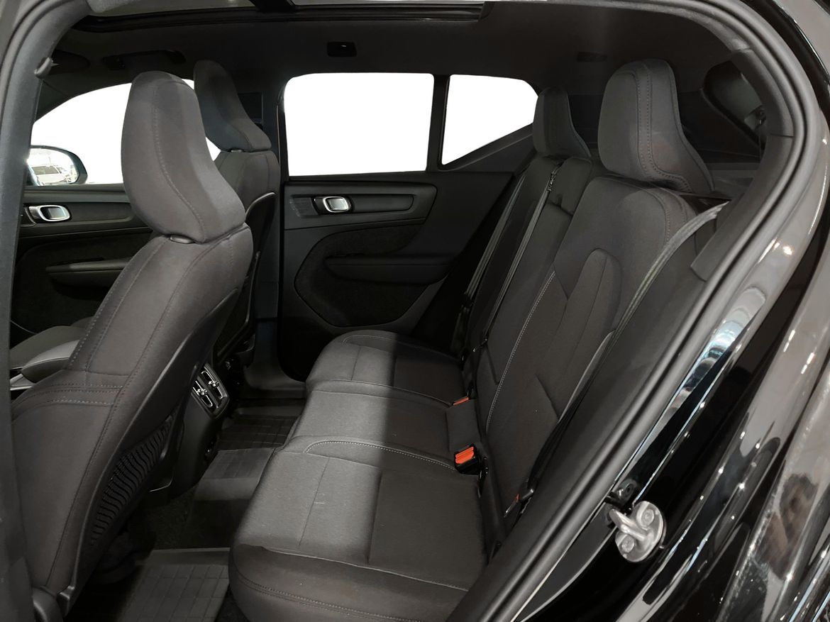 Volvo XC40 2023 - miniatyr 7