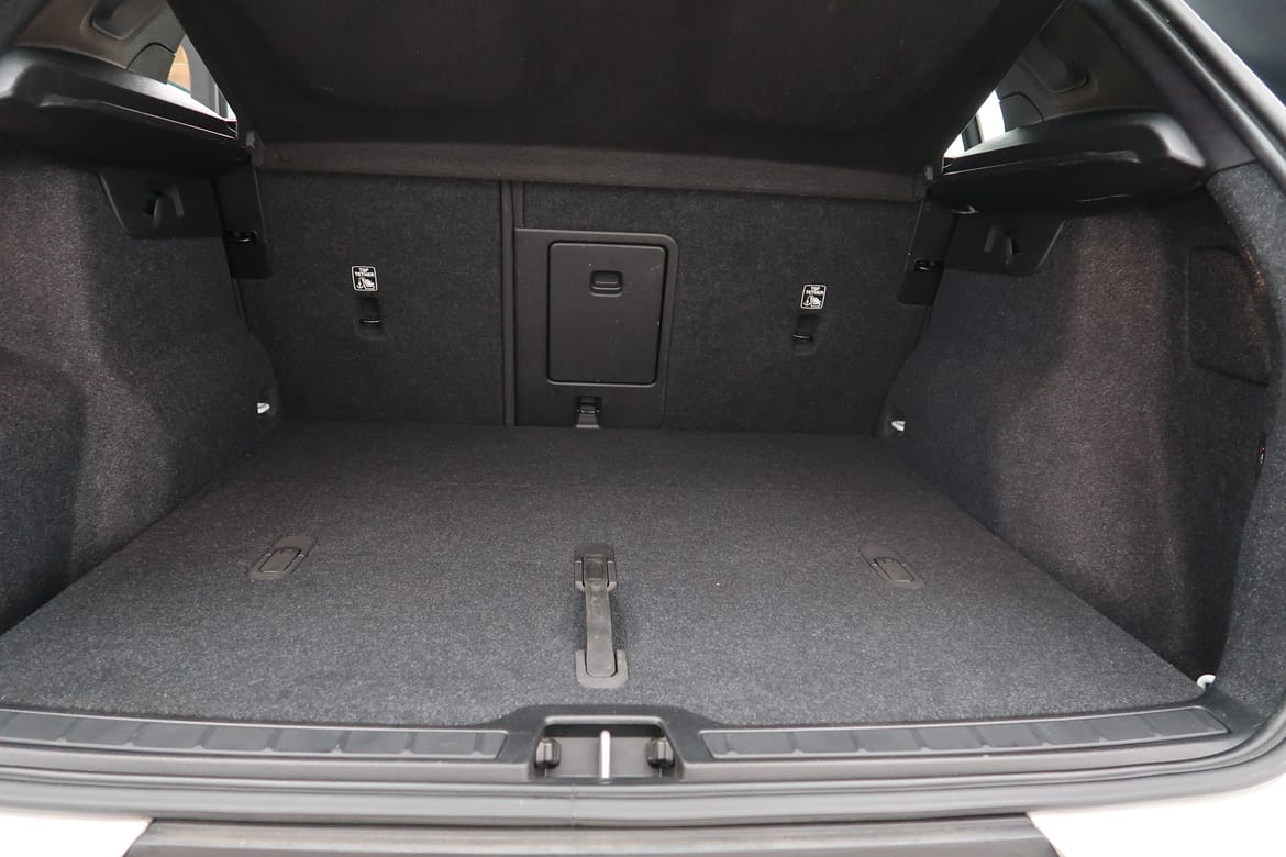 Volvo XC40 2023 - miniatyr 12