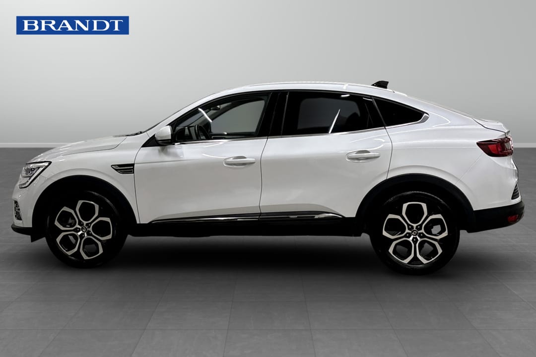 Renault Arkana E-TECH 145