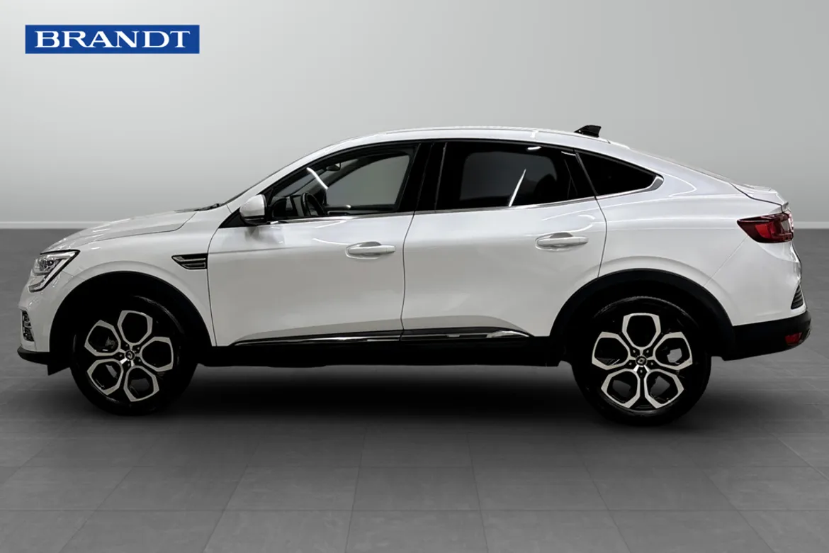 Renault Arkana E-TECH 145