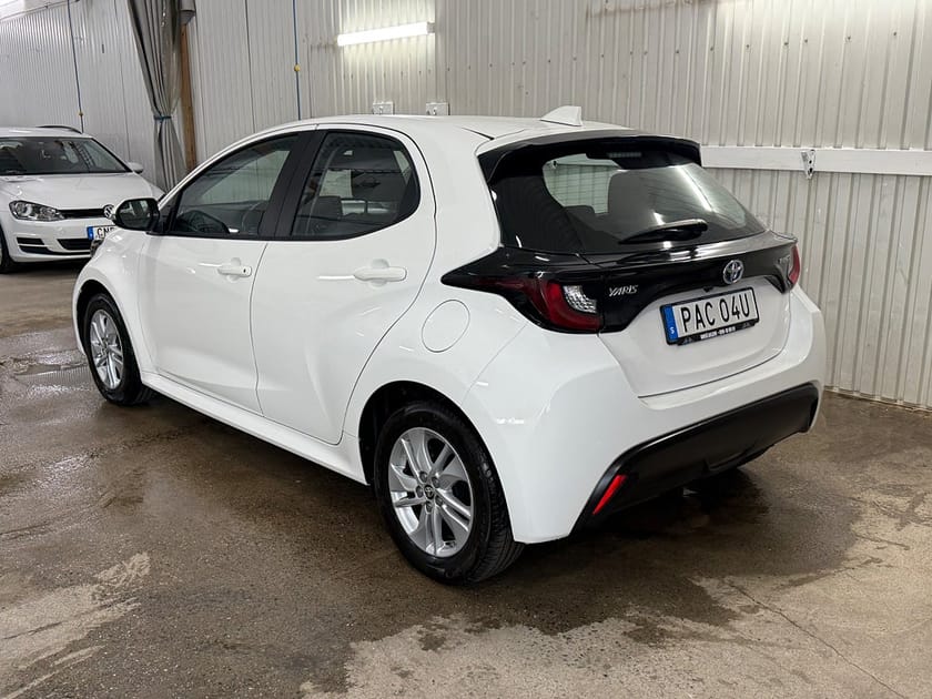 Bild 2 av Toyota Yaris Hybrid CVT Active Euro 6