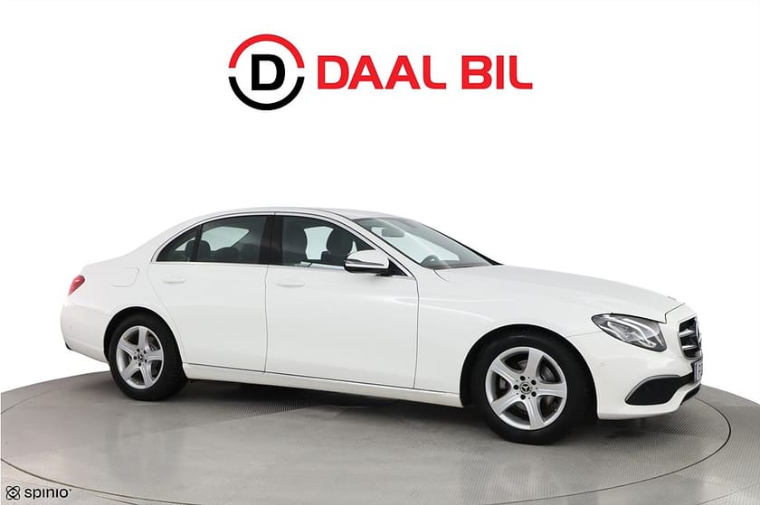 Bild 4 av Mercedes-Benz E 200 d 200d 150HK BURMESTER® WIDESCREEN NAV AMBIENT