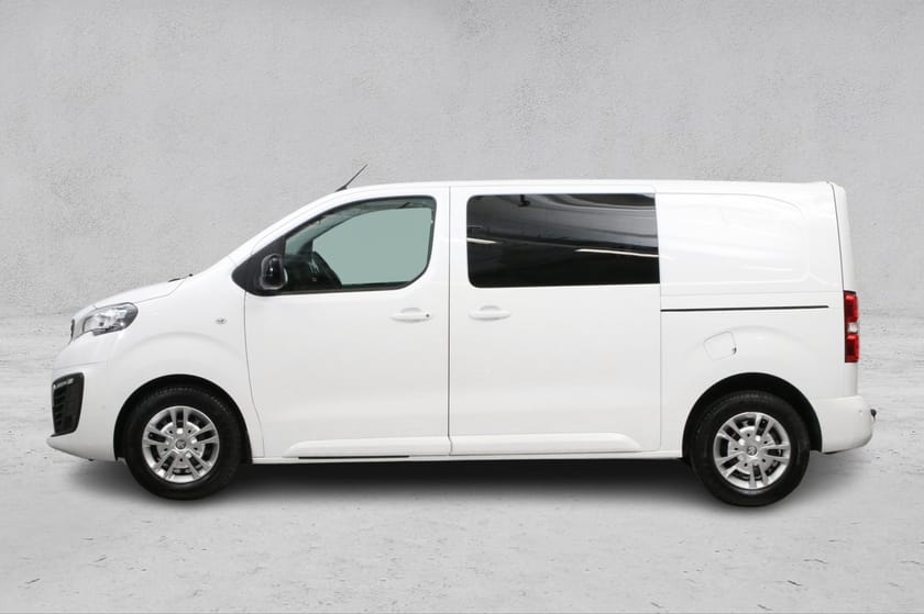 Bilde 2 av Peugeot Expert L2 Mester 2,0 BlueHDI 140hk Aut /Reg.2022/Innredning/+