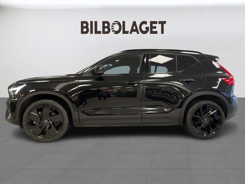 Bild 3 av Volvo EX40 Single Motor Extended Range M R Plus Black Edt DEMOBIL