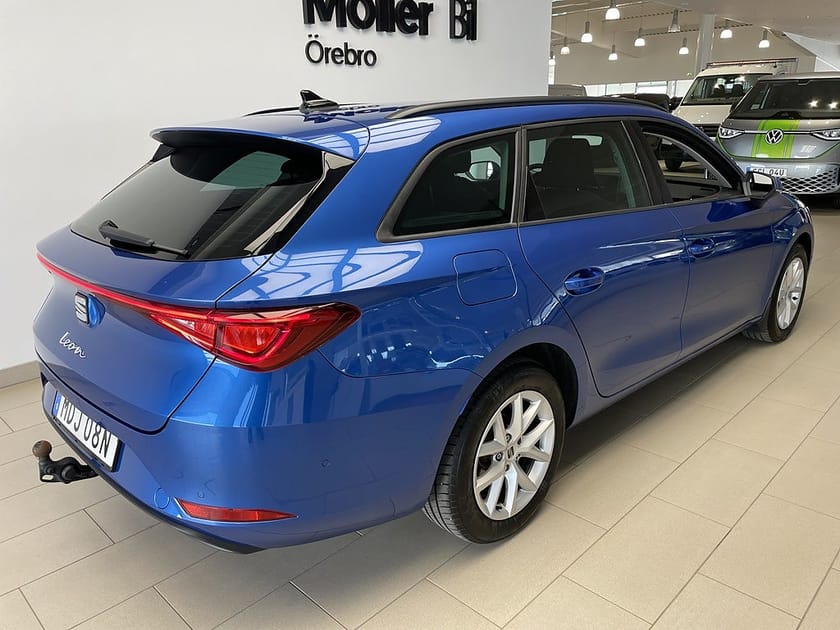 Bild 4 av SEAT Leon Sportstourer 1.5 eTSI 150HK|Drag|P-värm|B-kamera
