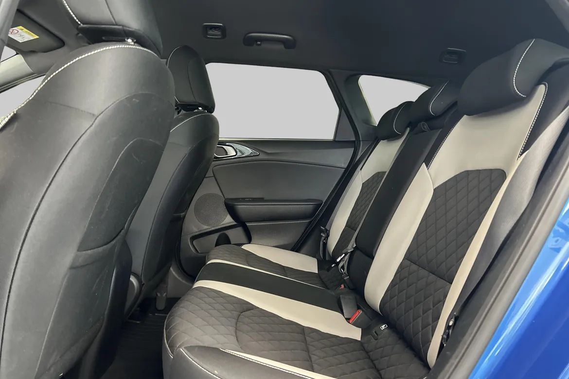 picture of a car