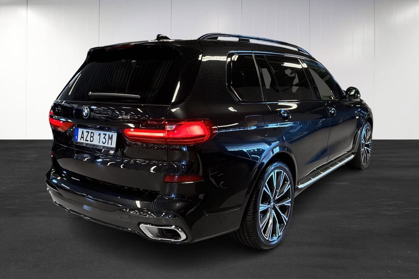 Bild 3 av BMW X7 xDrive40i | M Sport | 7-Sitsig | 360 | Pano | Drag | H&K | HUD |