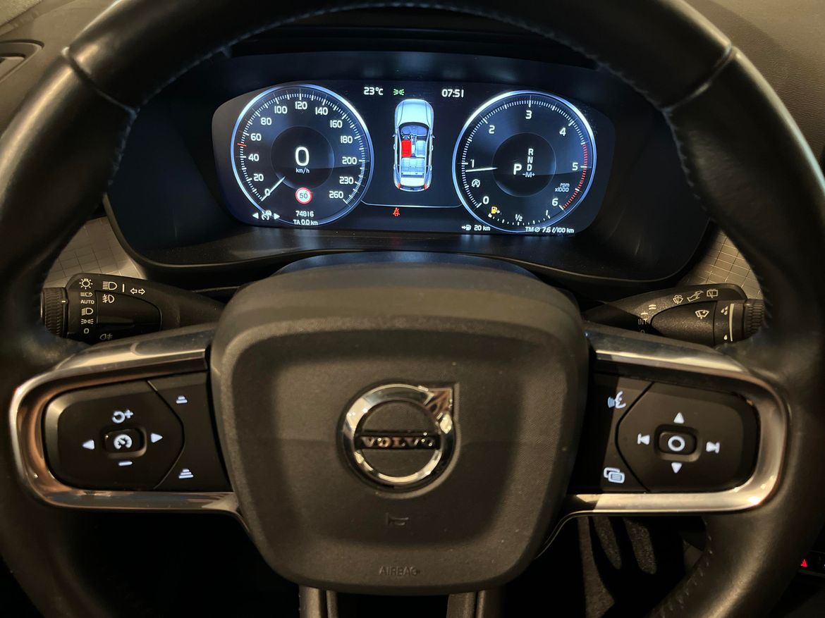 Volvo XC40 2018 - miniatyr 24
