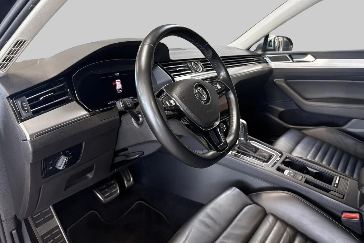 picture of a car