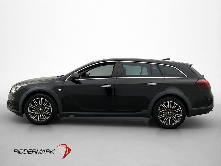 Bild 4 av Opel Insignia Country Tourer 2.0 CDTI 4X4 Business 170hk Pano Drag