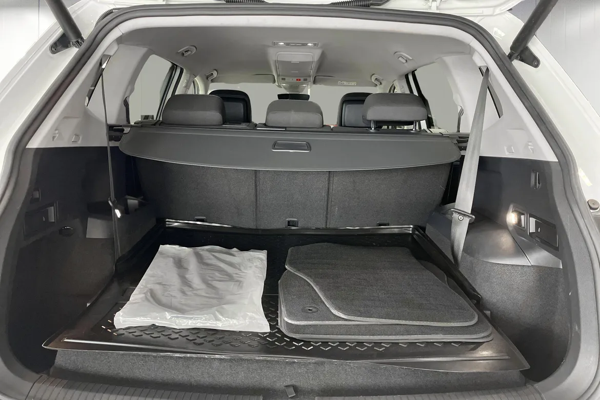 picture of a car