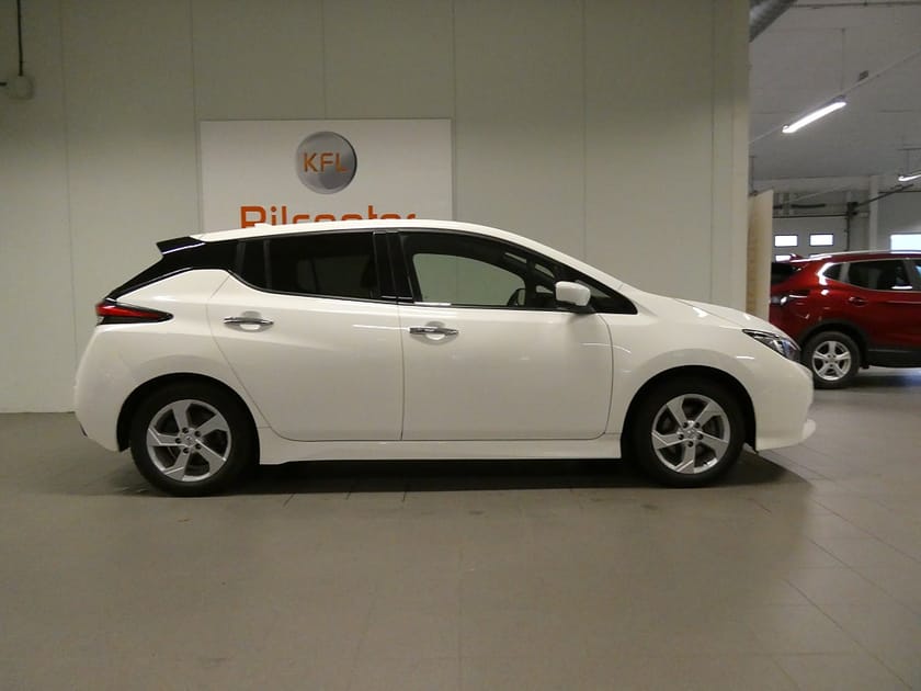 Bild 5 av Nissan Leaf Kamera-Navi-Värmare-Rattvärme-SoV