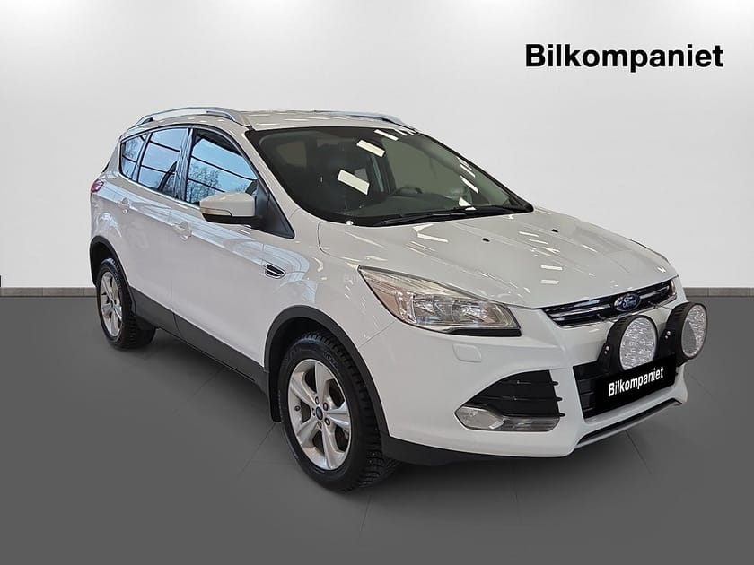 Bild 3 av Ford Kuga 2.0 TDCi AWD Titanium (Vinterhjul, Dragkrok)