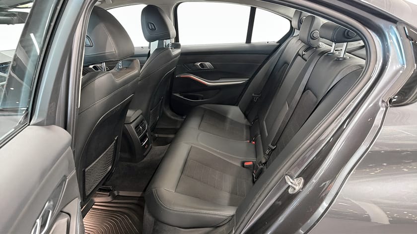 Bild 5 av BMW 330e Sedan 