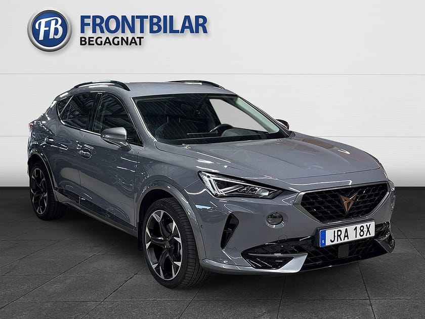 Bild 1 av CUPRA Formentor e-Hybrid E-Hybrid/Backkamera/En ägare/204hk/360 års skatt