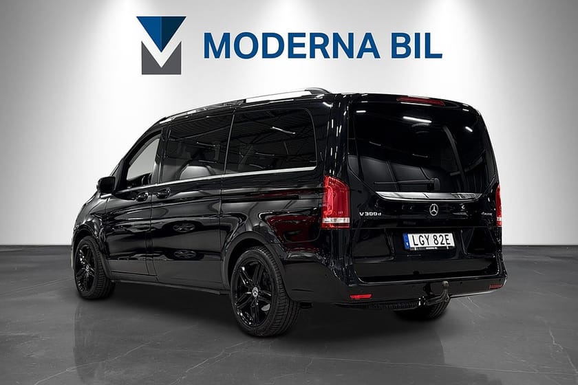 Bild 5 av Mercedes-Benz V 300d 4MATIC 3.2t 9G-Tronic Avantgarde Skinn Moms Nyservad