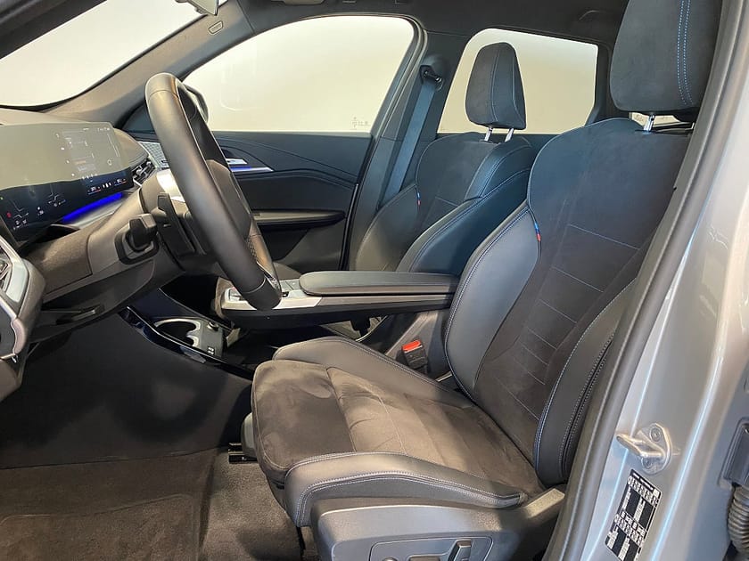 Bild 4 av BMW X1 sDrive18i 4,95% ränta M-Sport H/K Elstolar Adap* Fart*