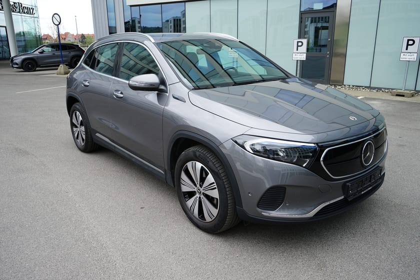 Bilde 4 av Mercedes-Benz EQA 300 4MATIC / Godt utstyrt / Lav km !