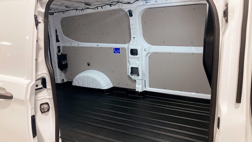Bild 4 av Ford Transit Custom 320 TREND SKÅP 320L 136Hk AUT FWD "DEMO"