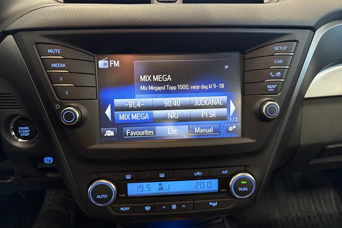 picture of a car