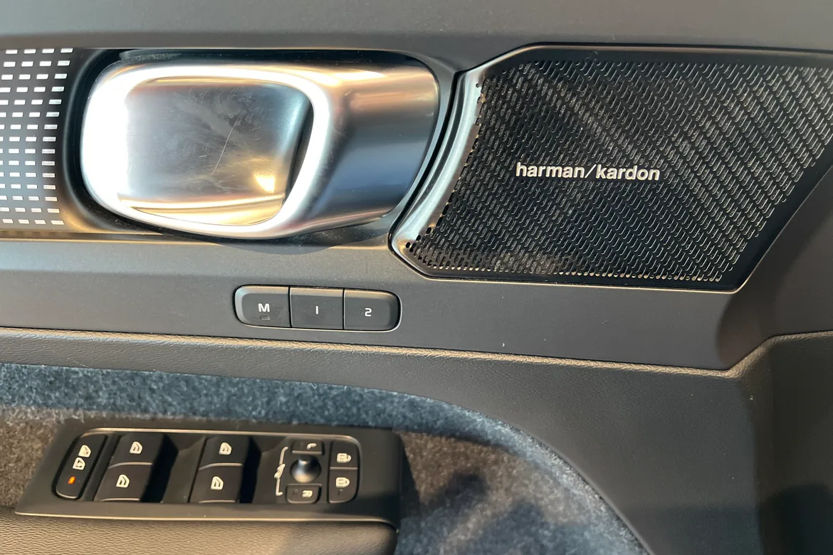 picture of a car