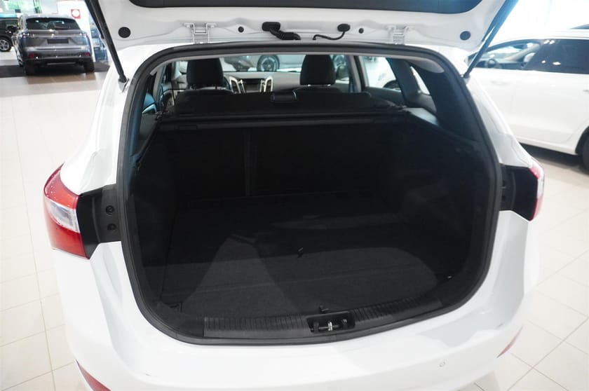 Bild 5 av Hyundai i30 Kombi 1.6 GDi Comfort Drag 135hk