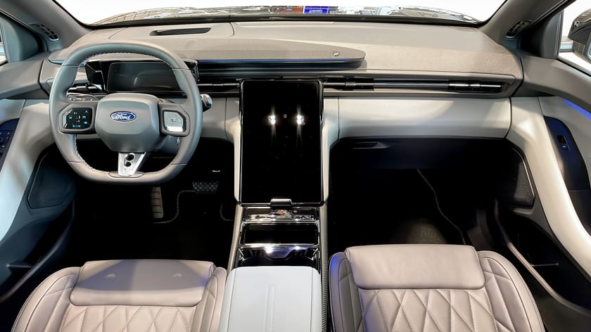 Bild 4 av Ford Capri EV Extended Range RWD PREMIUM LR Demobil Privatleasing från 5495:-